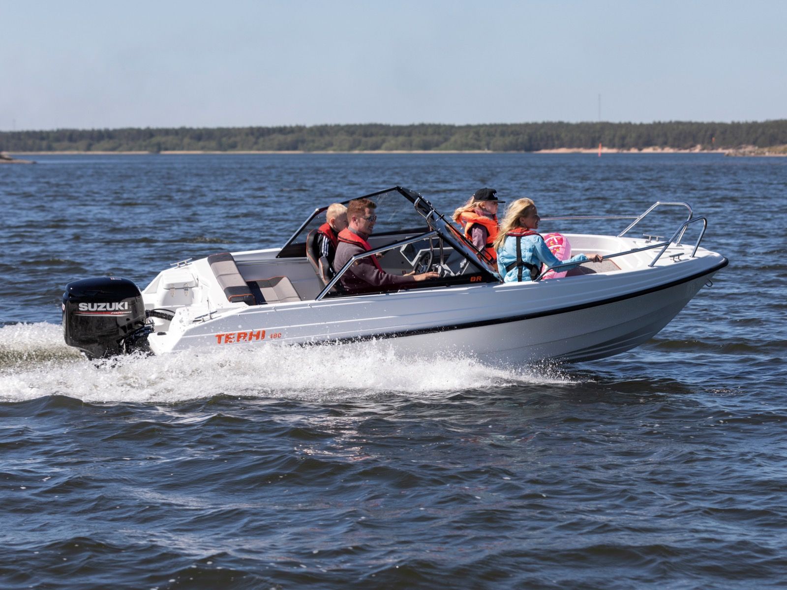 Terhi 480 BR - galeria zdjęć 1