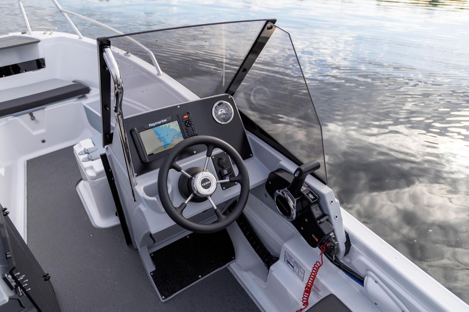 Terhi 450 TC - galeria zdjęć 5