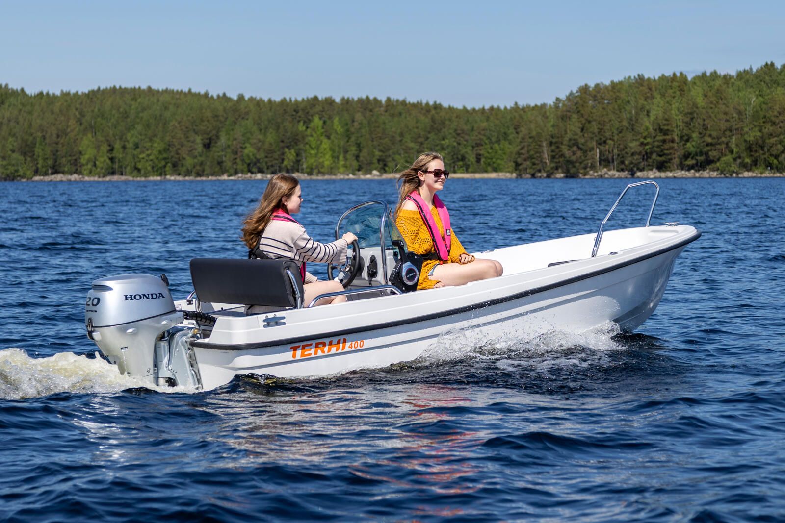 Terhi 400 CC - galeria zdjęć 1
